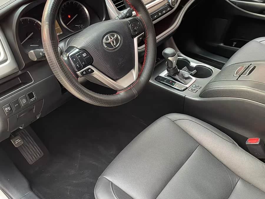 Toyota Highlander 2017 #5 Toyota Highlander 2017 car image #5
