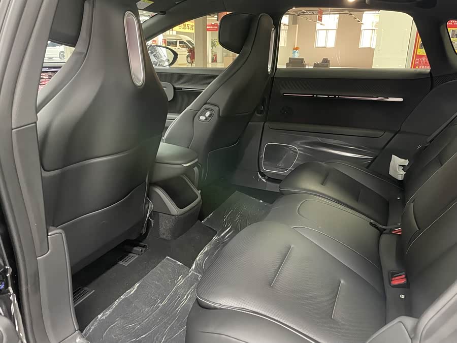 Avatr 12 2024 car image #5