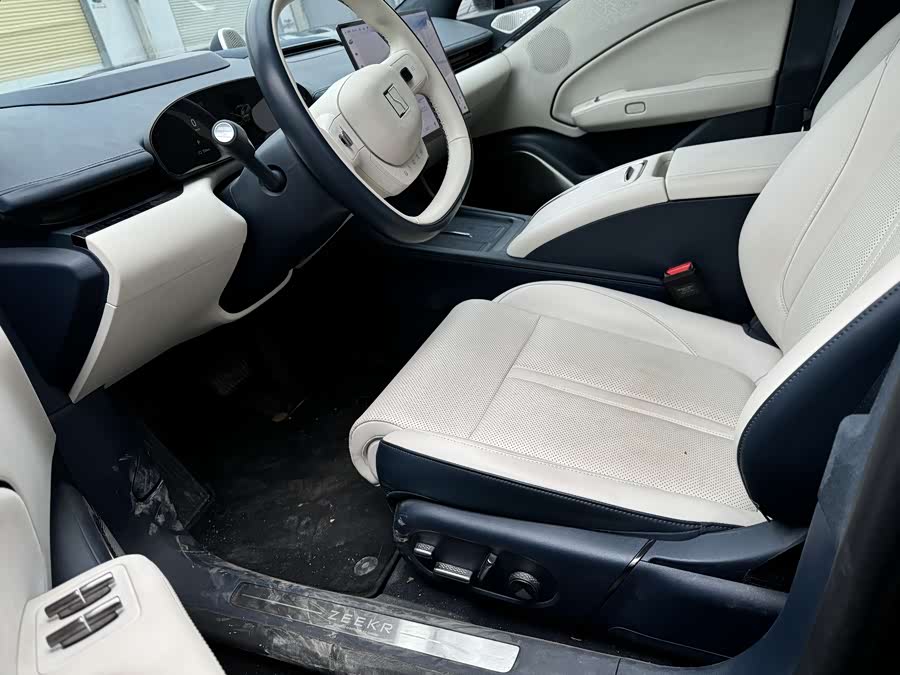 Zeekr 007 2024 imagen de coche #5