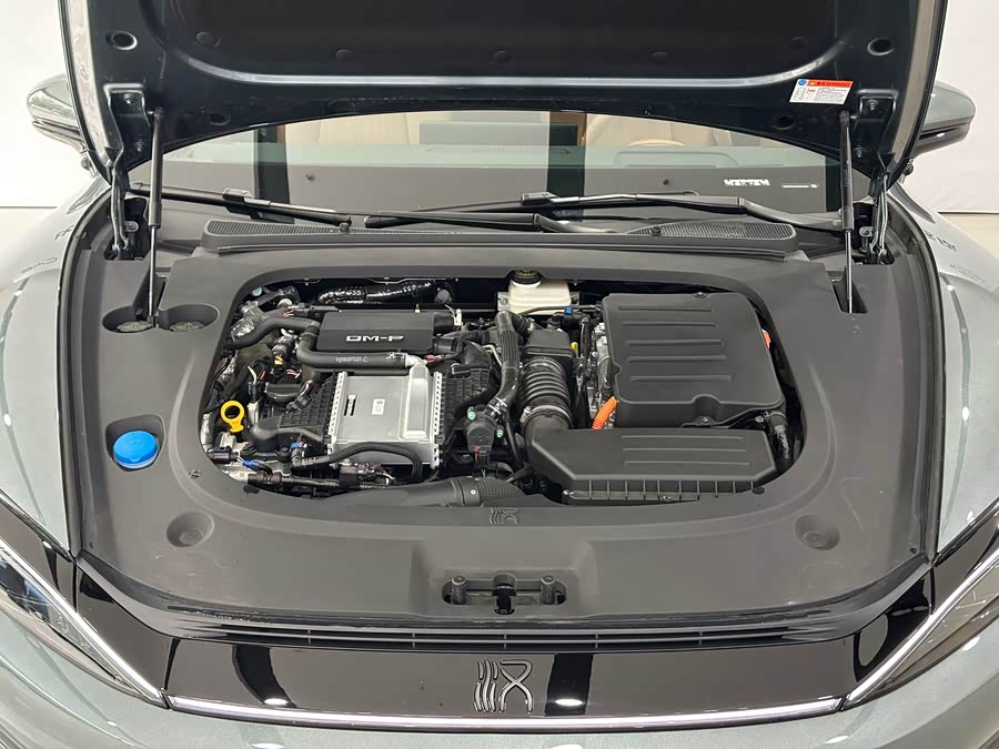 BYD HanL 2025 car image #5