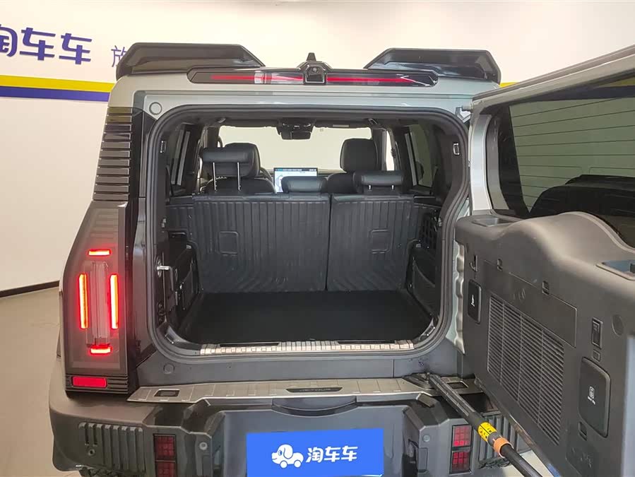 Jetour Traveller 2023 car image #5