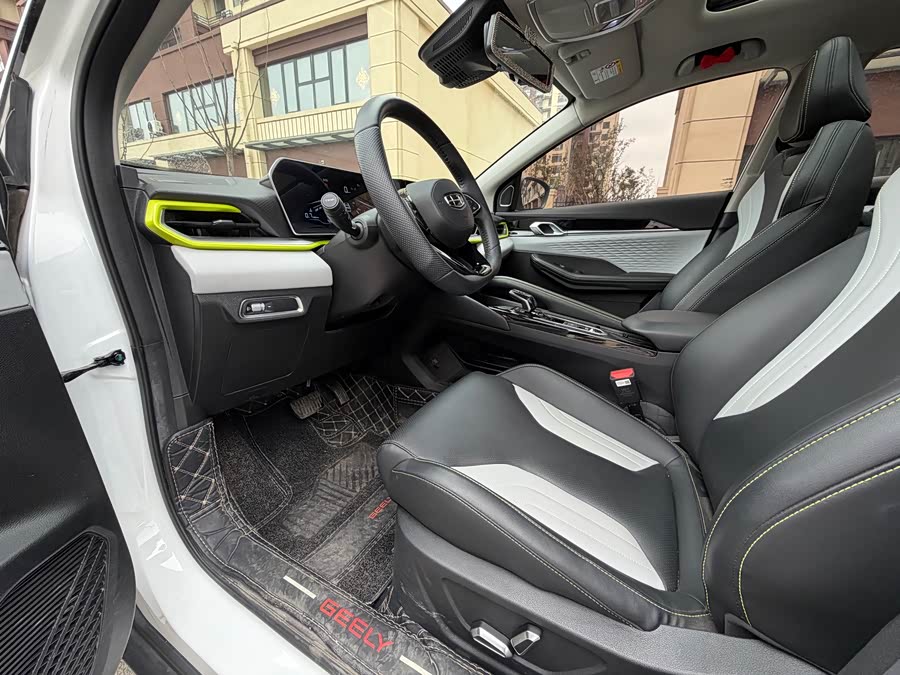 GEELY Coolray 2024 #5 GEELY Coolray 2024 car image #5