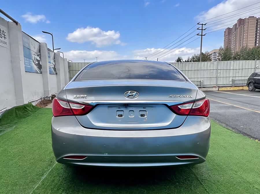 Hyundai Sonata 2012 изображение автомобиля #5