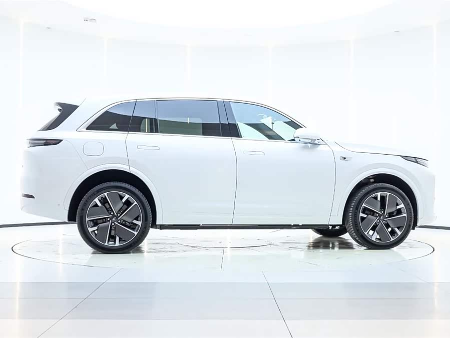 Li L7 2025 صورة سيارة #5