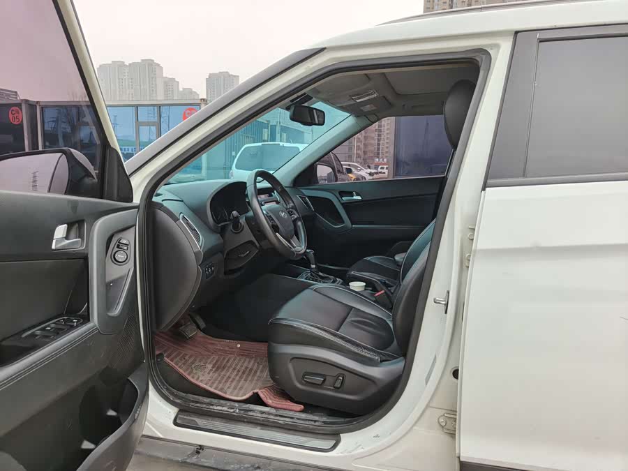 Hyundai ix25 2016 car image #5