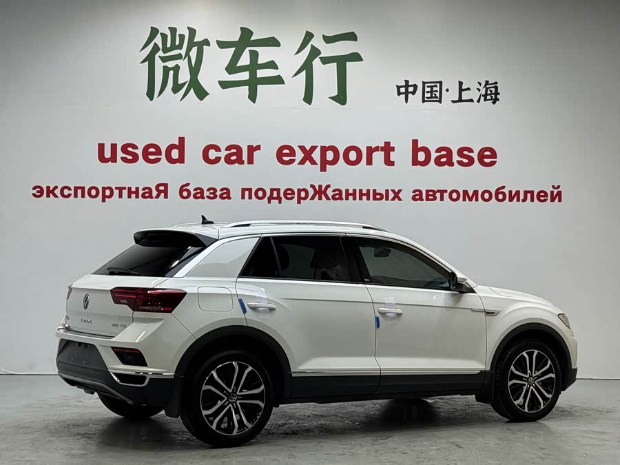 Volkswagen T-Roc 2021 car image #5