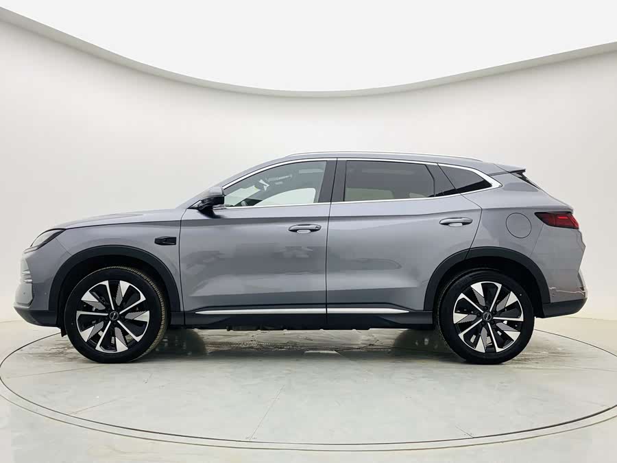 BYD Song Plus New Energy 2025 #5 BYD Song Plus New Energy 2025 car image #5