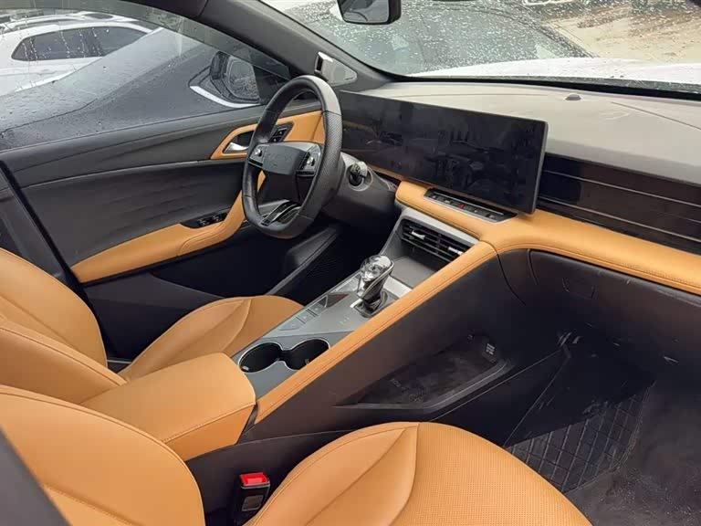 Roewe RX5 2023 изображение автомобиля #5