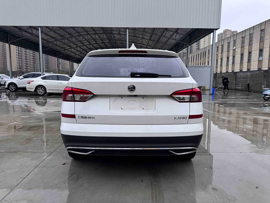 Skoda Kamiq 2022 изображение автомобиля #5