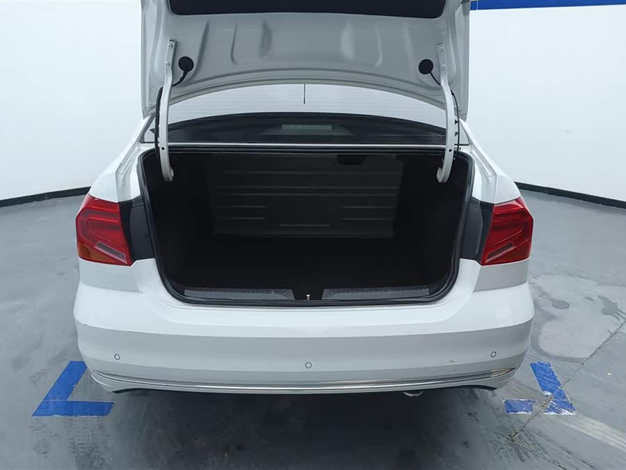 Jetta Jetta 2019 #5 Jetta Jetta 2019 car image #5