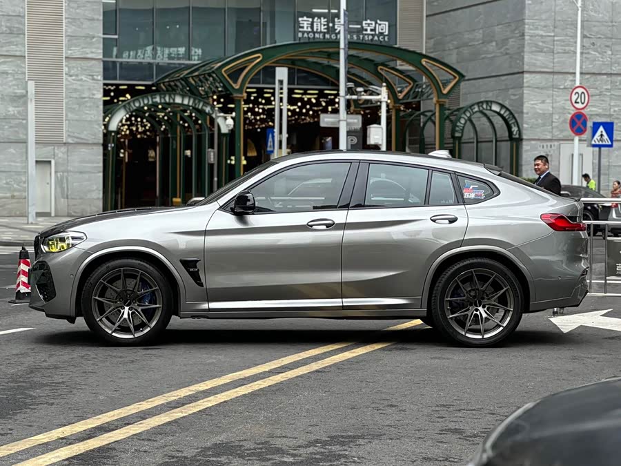 BMW X4 M 2021 изображение автомобиля #5