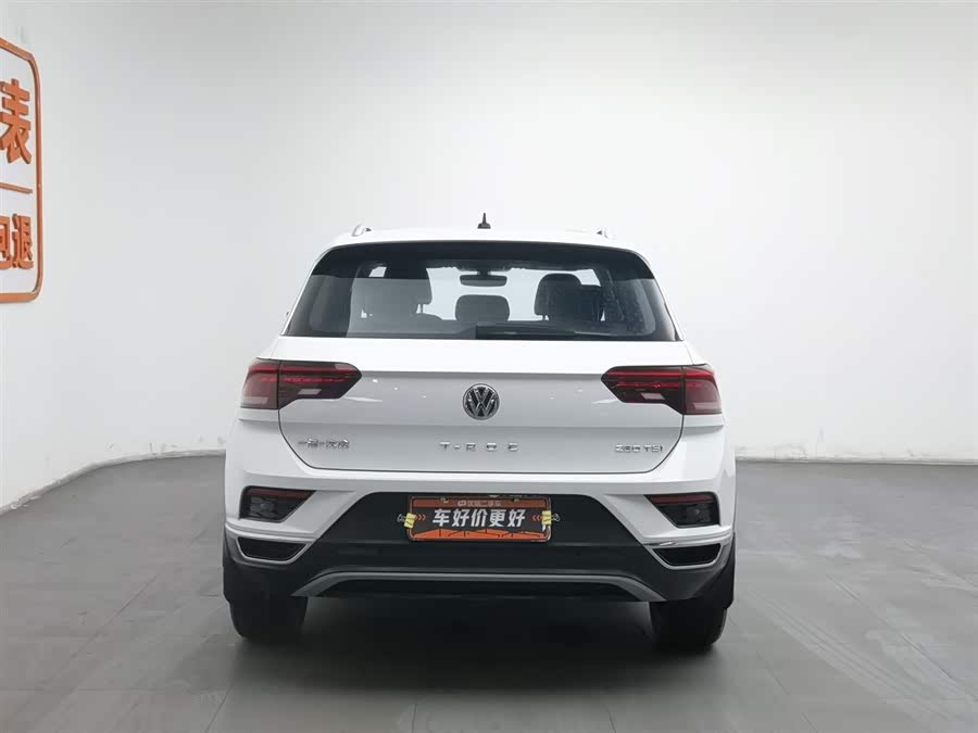 Volkswagen T-Roc 2026 car image #5