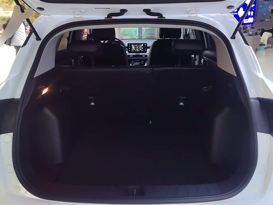 GEELY Coolray 2024 car image #5