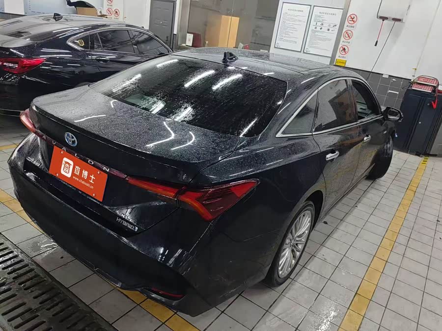 Toyota Avalon 2022 car image #5