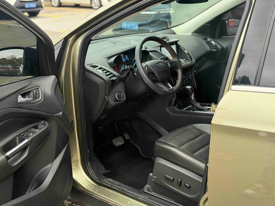 Ford Kuga 2017 car image #5