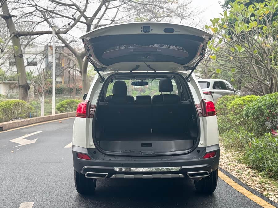 Toyota RAV4 2015 car image #5
