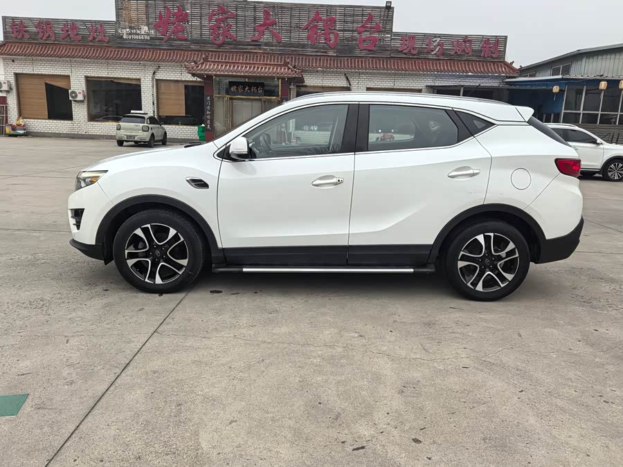 Soueast DX7 2016 car image #5