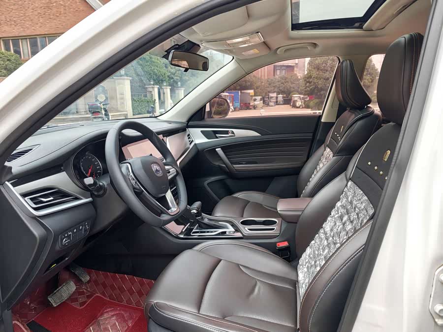 Changan CS35 Plus 2019 image de voiture #5