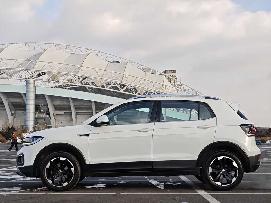Volkswagen Tacqua 2022 car image #5