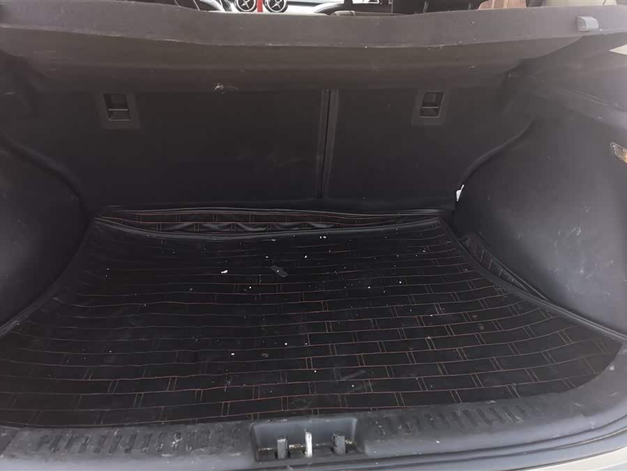 Soueast DX3 2017 car image #5