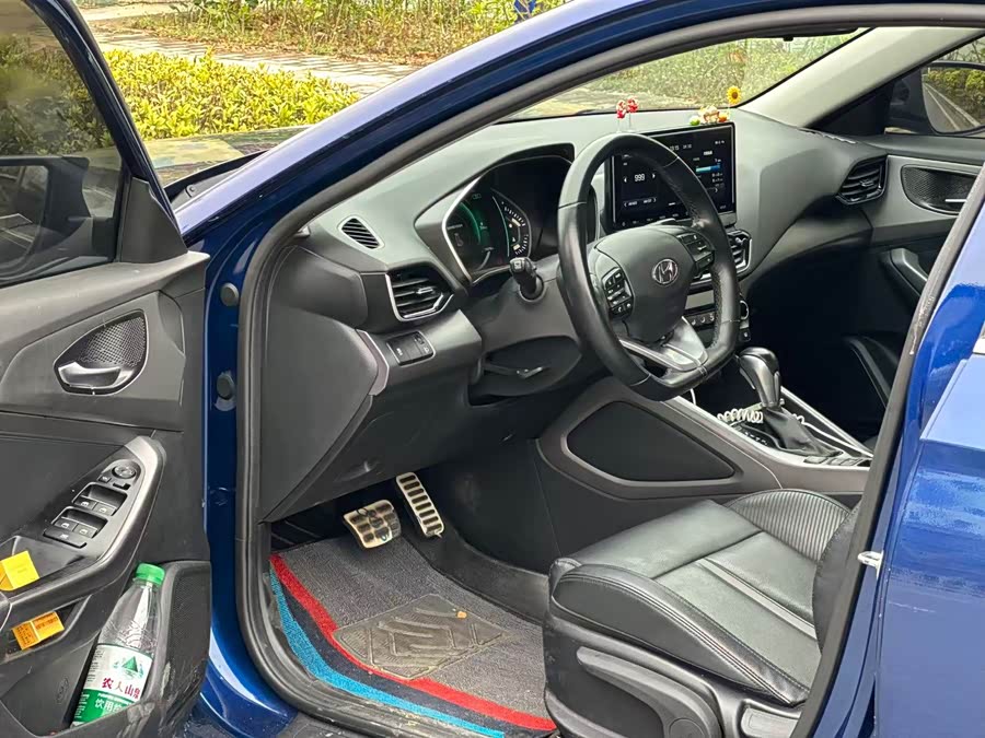 Hyundai Lafesta 2020 car image #5