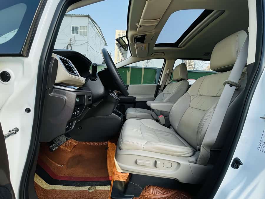 Honda ODYSSEY 2018 car image #5