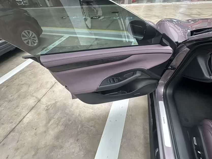 MI SU7 2024 car image #5