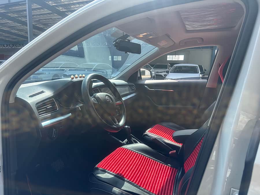 Skoda Kamiq 2024 car image #5