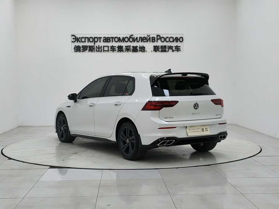 Volkswagen Golf 2022 car image #5