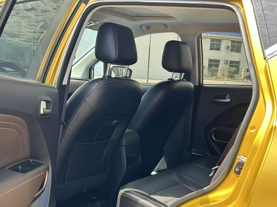 GAC Trumpchi GS3 2017 car image #5