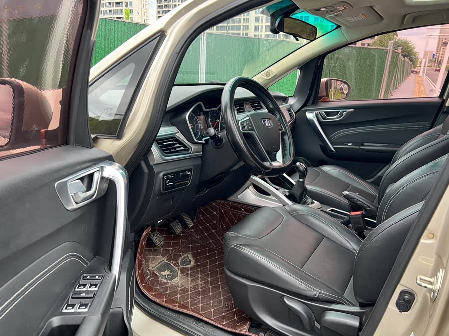 GEELY 2018 #5 GEELY 2018 car image #5