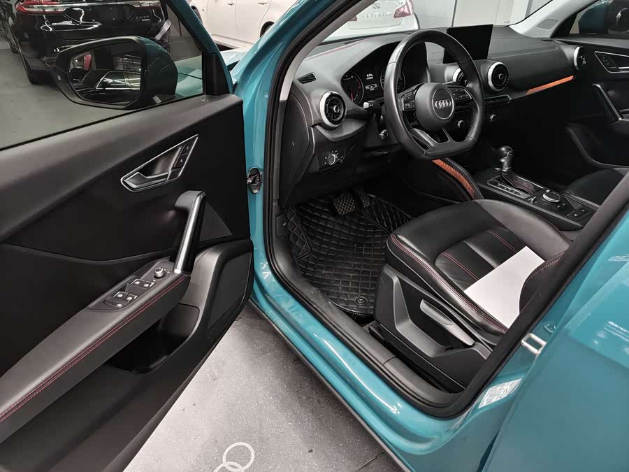 Audi Q2L 2022 imagen de coche #5