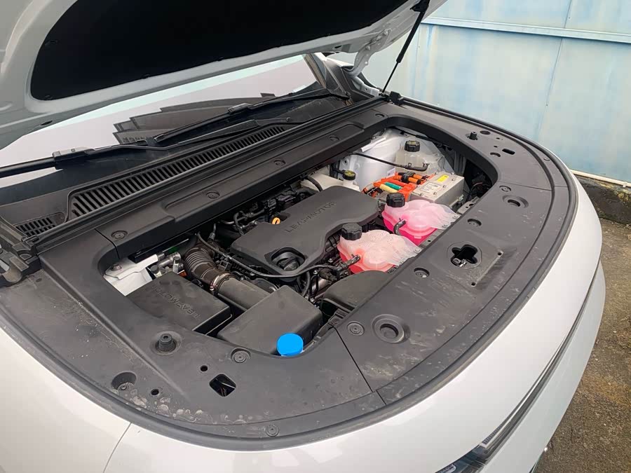 零跑汽车 零跑C10 2024 汽车图片 #5