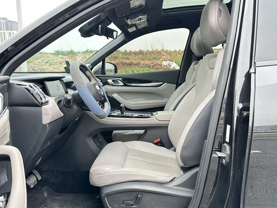 GEELY Boyue L 2025 car image #5