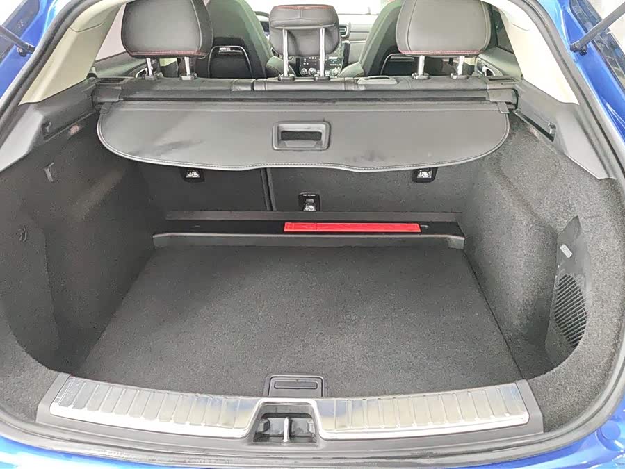 Lynk & Co 02 2019 car image #5