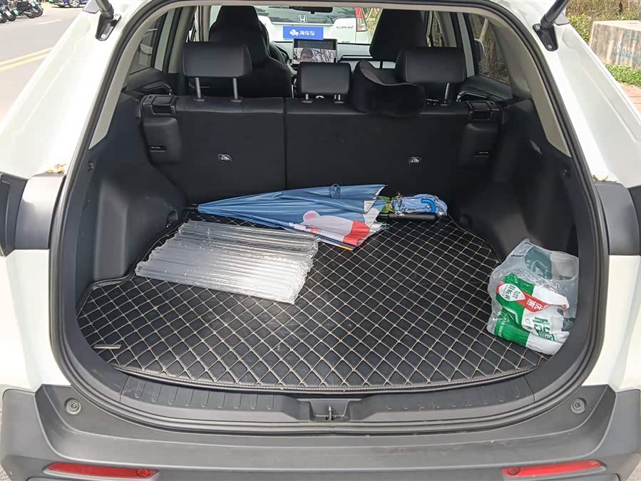 Toyota RAV4 Hybird E+ 2022 car image #5