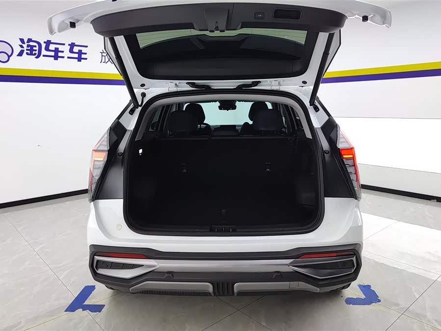 GEELY Boyue L 2024 car image #5