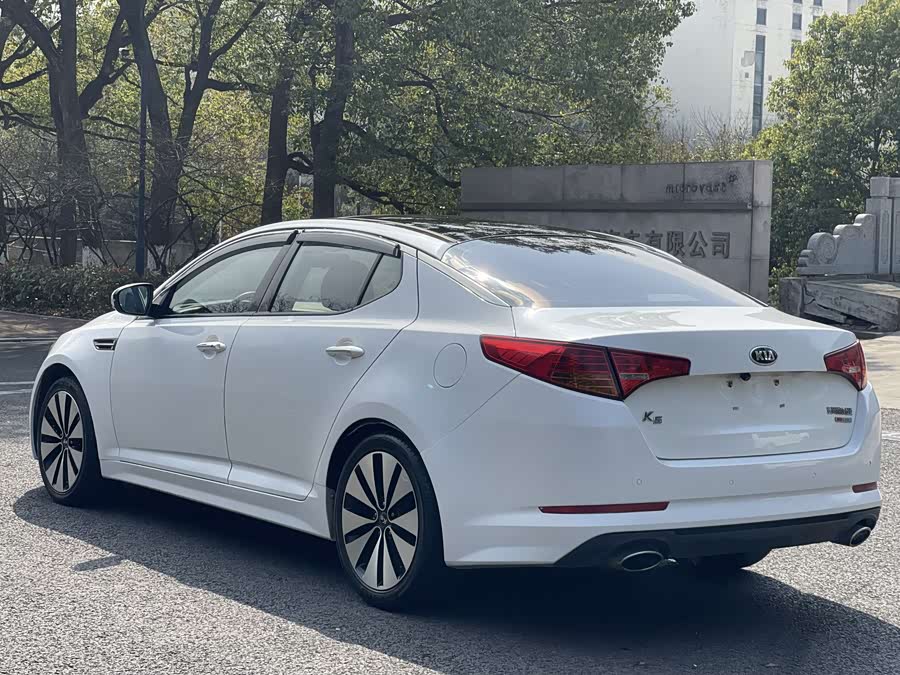 起亚 起亚K5 2013 汽车图片 #5