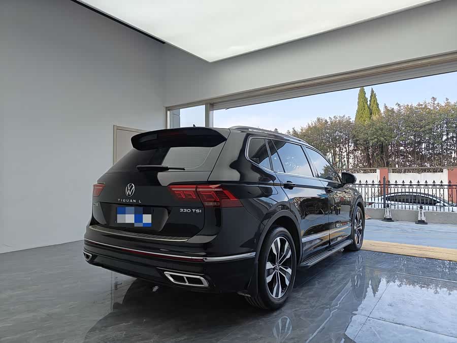 Volkswagen Tiguan L 2024 car image #5