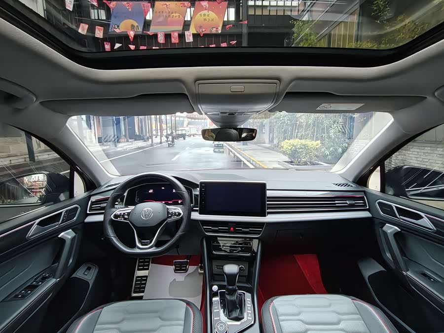 Volkswagen Tiguan L 2023 #5 Volkswagen Tiguan L 2023 car image #5