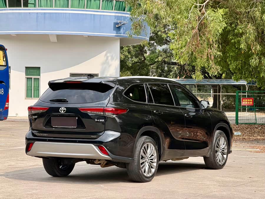 Toyota Highlander 2022 #5 Toyota Highlander 2022 car image #5