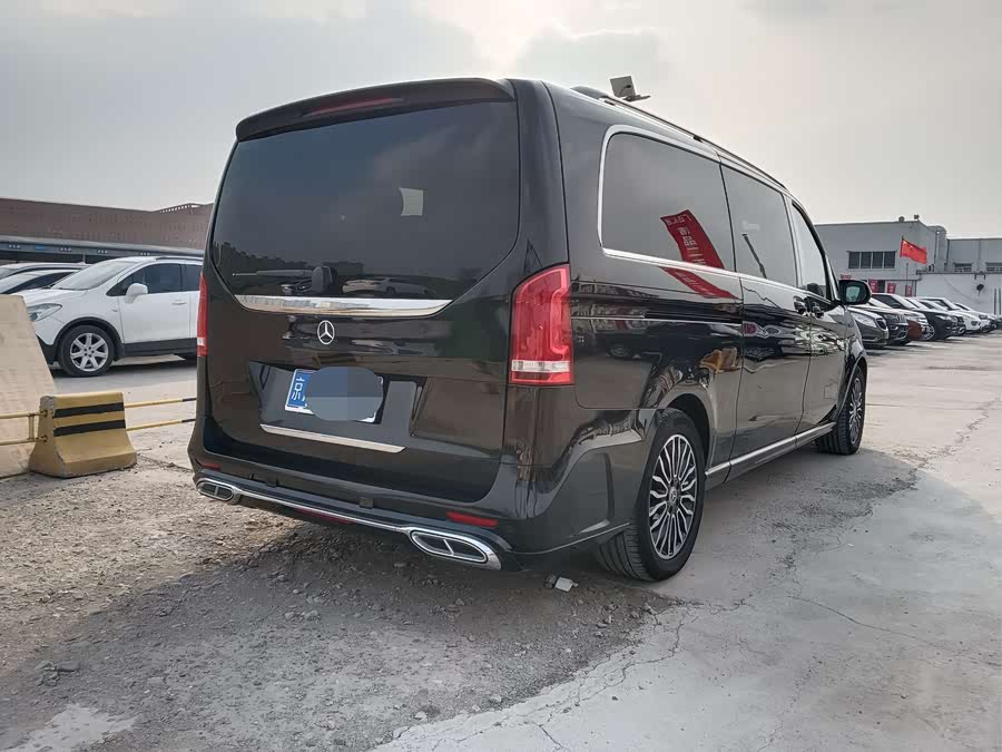 Mercedes-Benz V Class 2018 car image #5