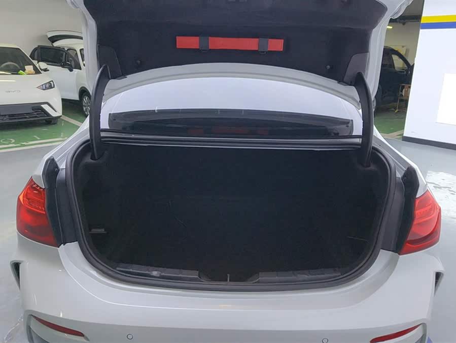 BMW 1 Series 2020 car image #5