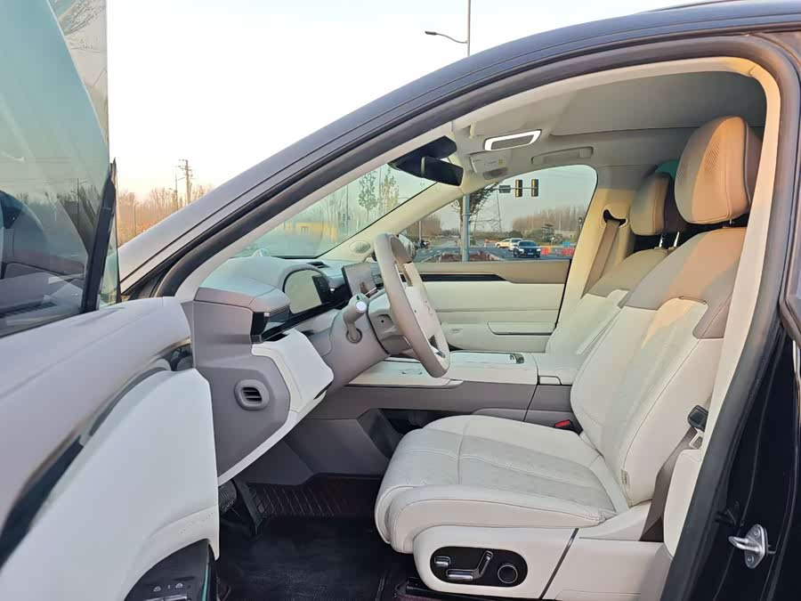 极氪 极氪7X 2025 汽车图片 #5