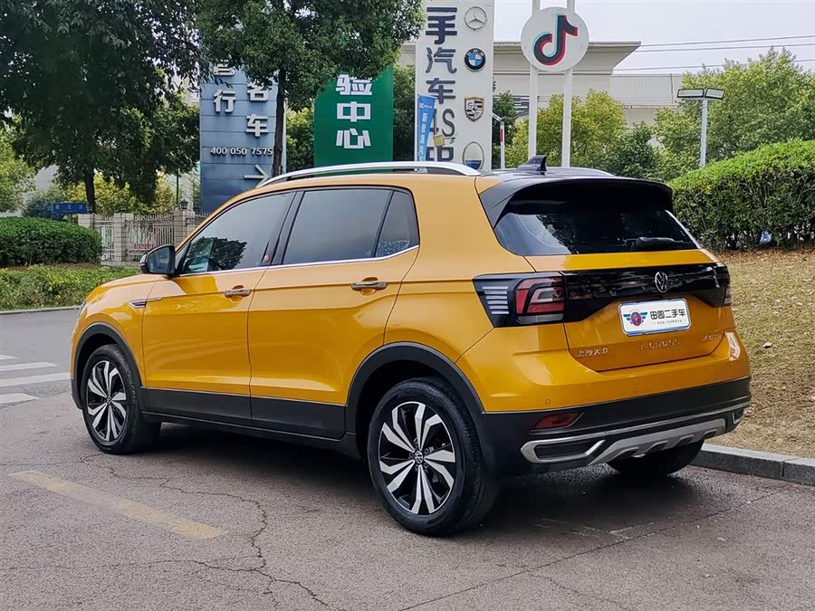 Volkswagen T-Cross 2020 car image #5