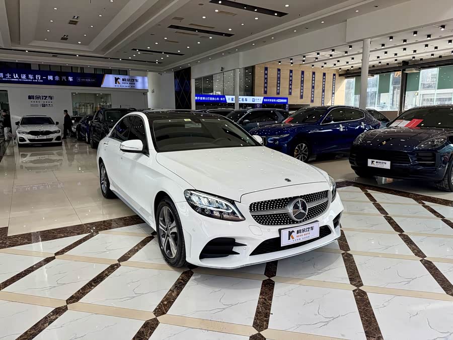 Mercedes-Benz C Class 2020 صورة سيارة #5