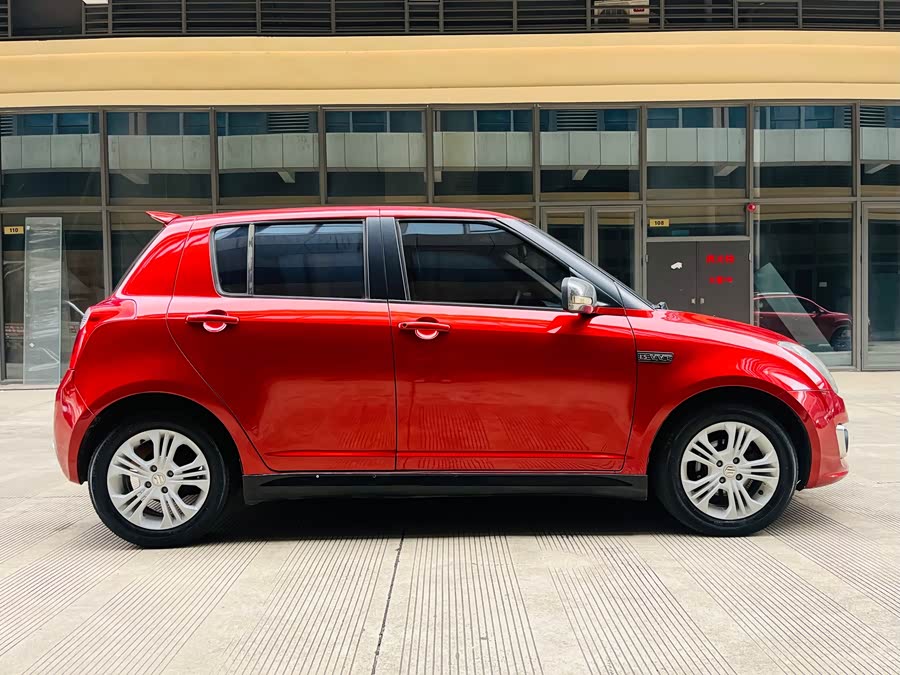 铃木 雨燕 2013 汽车图片 #5