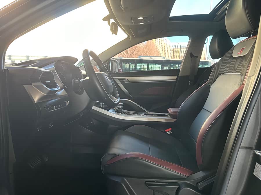 GEELY Coolray 2022 car image #5