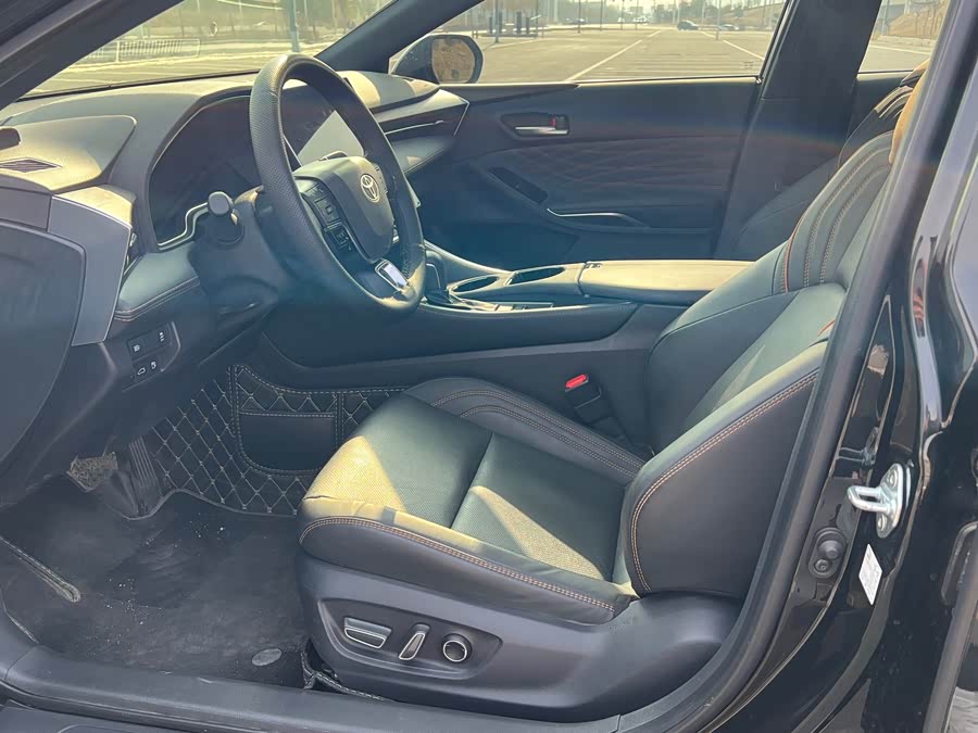 Toyota Avalon 2024 car image #5