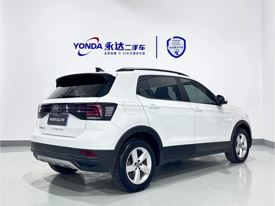 Volkswagen T-Cross 2023 car image #5